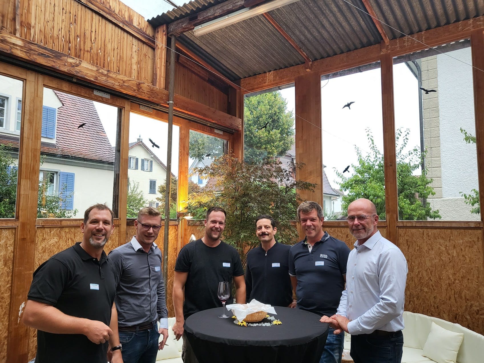 Von links nach rechts: Peter Gsell, Roy Blumenstein (Geschäftsführer Siegenia), Marco Hagmann, Claudio Mazzolini, Marcel Widmer (Aussendienst Siegenia) und Martin Portner (Verwaltungsrat Siegenia)
